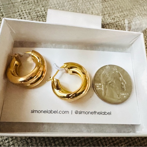 Simone The Label 18K Gold Over Trendy Chunky XHoop Earrings Yellow Tone NEWinBox - Picture 3 of 6